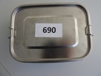 690